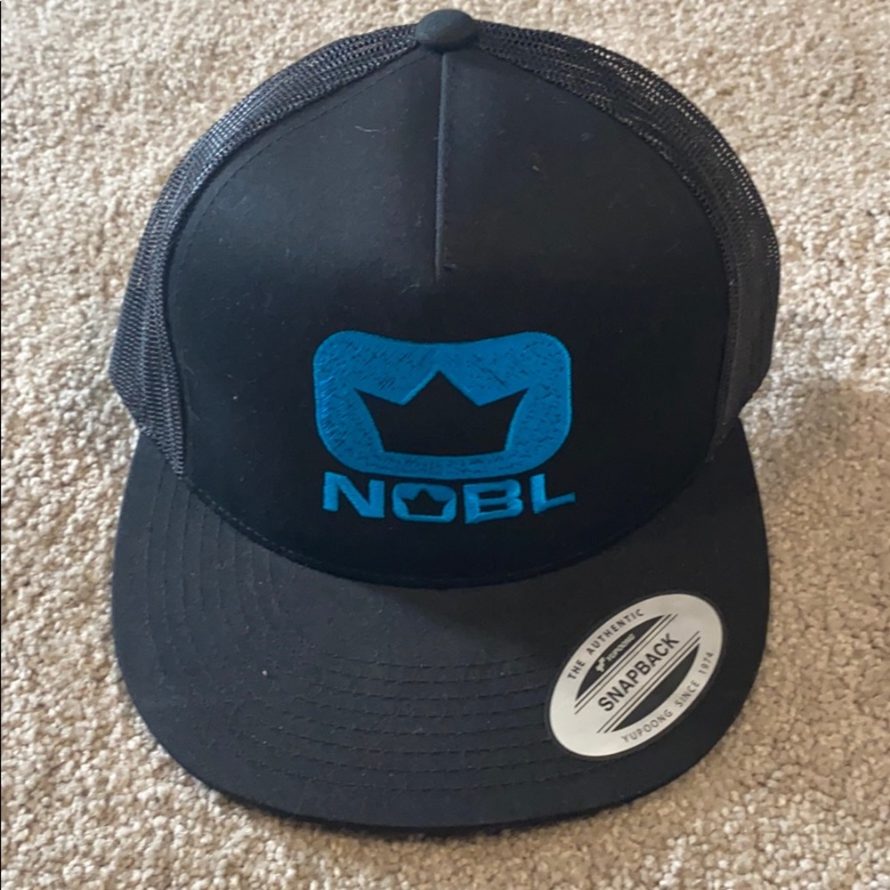 NEW Men’s NOBL Flatbill Hat